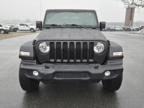 2021 Jeep Wrangler Sport