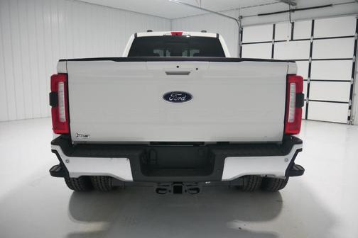 2025 Ford F-350 Lariat Super Duty