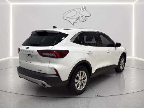 Oxford White 2024 Ford Escape Active