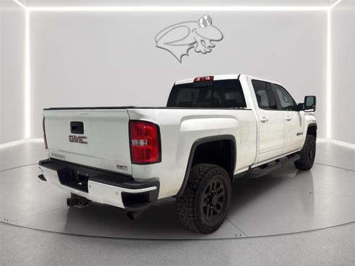Summit White 2017 GMC Sierra 2500 SLT