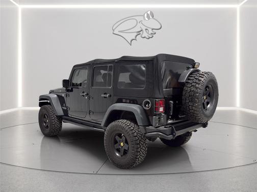 Black Clearcoat 2016 Jeep Wrangler Unlimited Rubicon