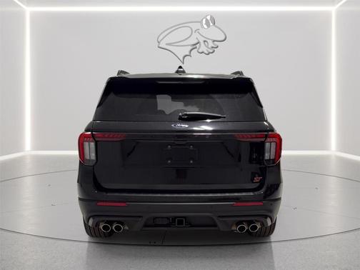 Agate Black Metallic 2025 Ford Explorer ST