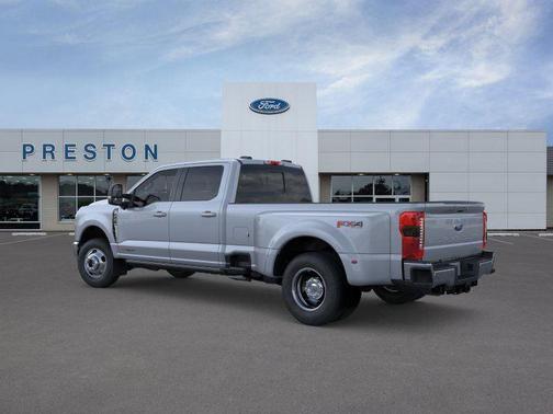 2026 Ford F-350 Lariat Super Duty