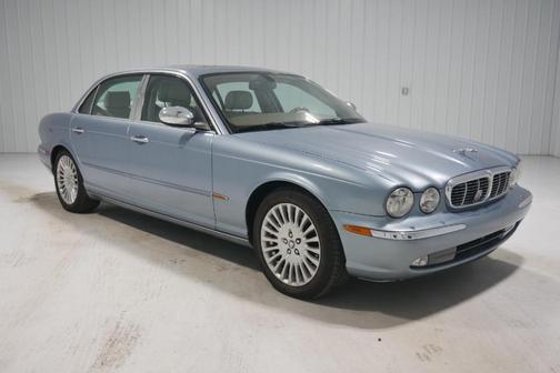 2005 Jaguar XJ Vanden Plas