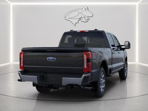 Agate Black 2026 Ford F-350 Lariat Super Duty