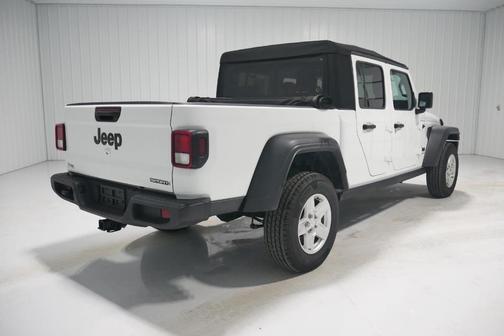 2020 Jeep Gladiator Sport