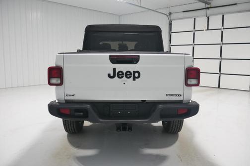 2020 Jeep Gladiator Sport