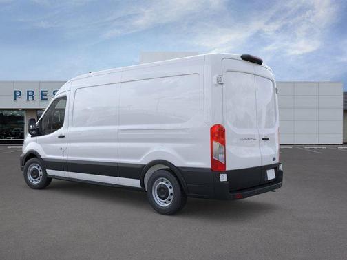 2025 Ford Transit-250 148 WB Medium Roof Cargo