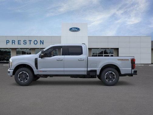 2025 Ford F-250 Platinum