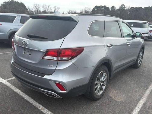 2019 Hyundai Santa Fe XL SE