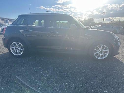 2019 MINI Hardtop Cooper