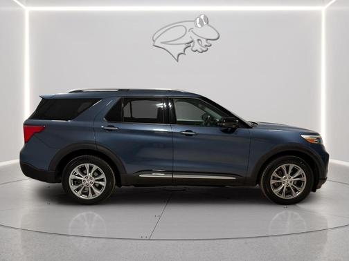 Blue 2020 Ford Explorer Limited