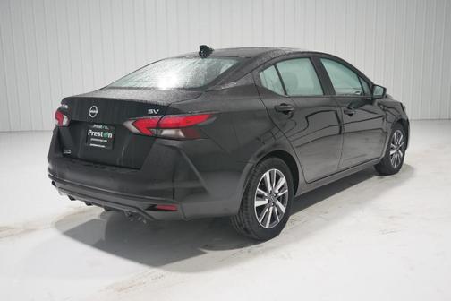 2023 Nissan Versa 1.6 SV