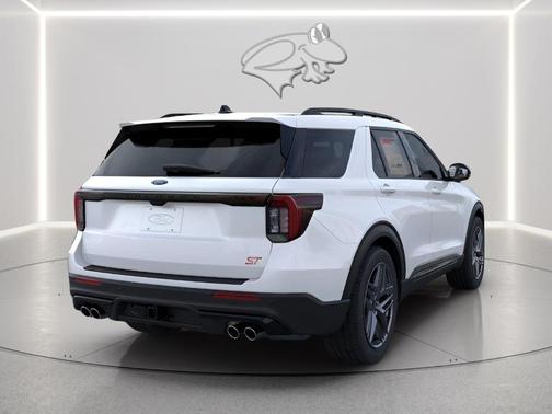 Star White 2026 Ford Explorer ST