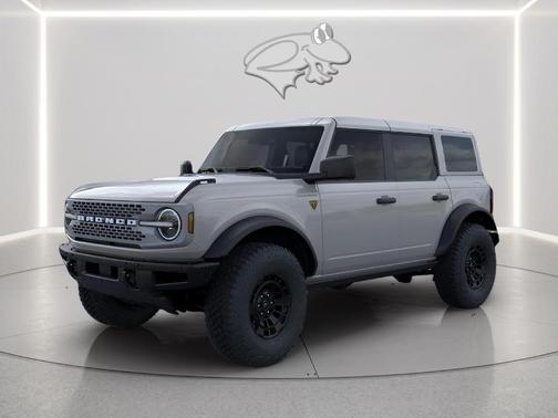 Avalanche Gray 2026 Ford Bronco Badlands