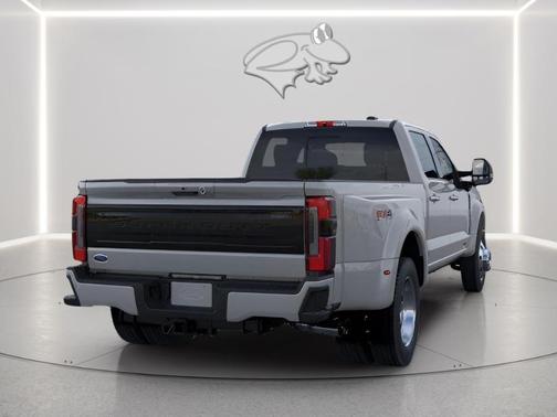 Avalanche Gray 2026 Ford F-450 Platinum