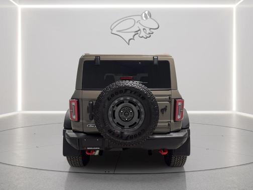 Gray 2025 Ford Bronco Badlands