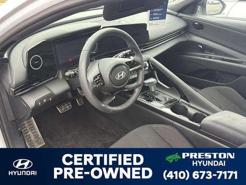 2025 Hyundai ELANTRA HEV SEL