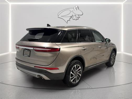 Mocha 2020 Lincoln Corsair Standard