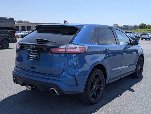 2021 Ford Edge ST