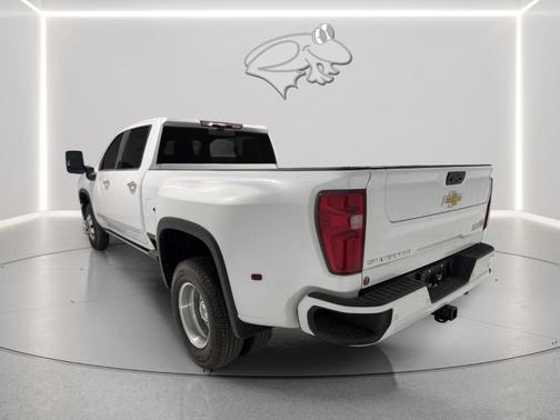 2025 Chevrolet Silverado 3500 High Country