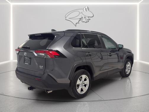 Magnetic Gray Metallic 2019 Toyota RAV4 XLE