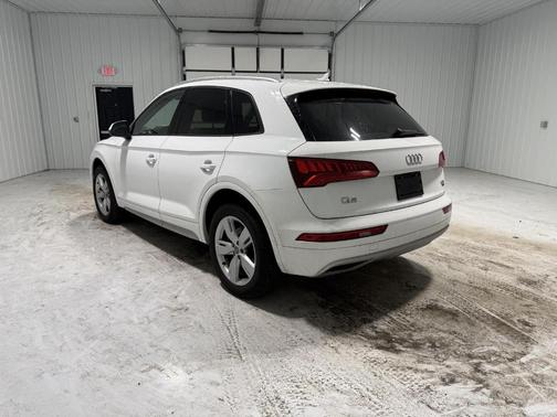 2018 Audi Q5 2.0T Tech Premium