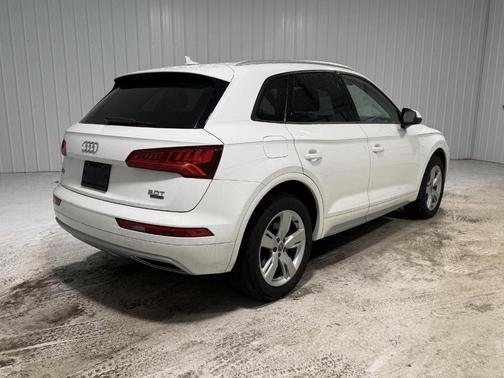 2018 Audi Q5 2.0T Tech Premium