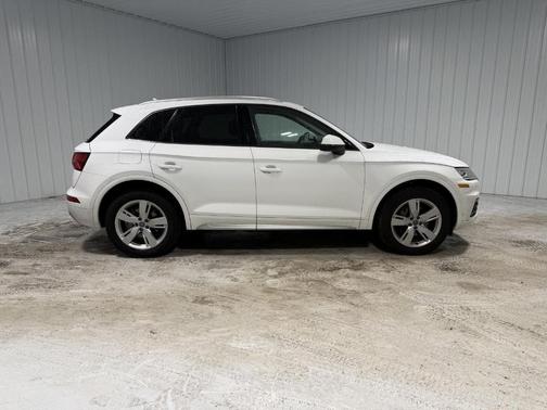 2018 Audi Q5 2.0T Tech Premium