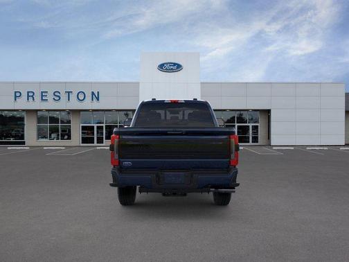 2025 Ford F-350 Platinum