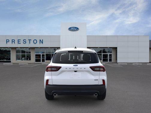 2026 Ford Escape ST-Line Select