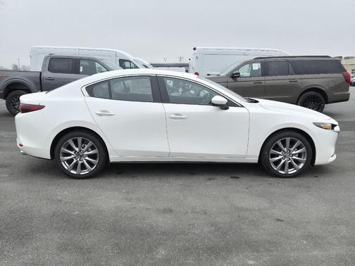 2026 Mazda Mazda3 FWD w/Preferred Package