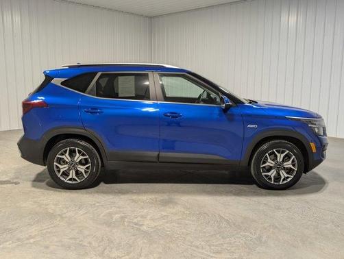 2022 Kia Seltos EX