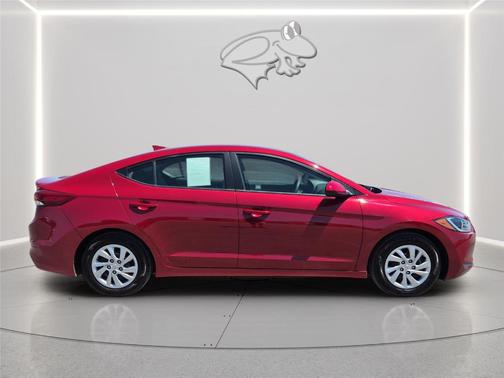 Scarlet Red Pearl 2017 Hyundai ELANTRA SE
