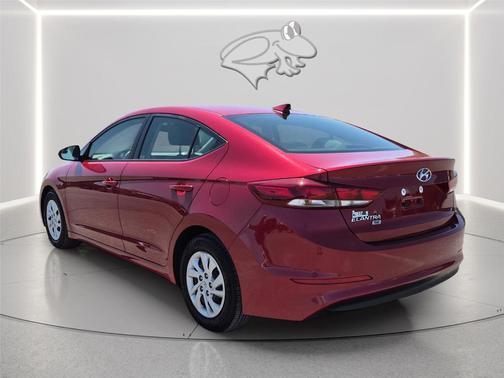 Scarlet Red Pearl 2017 Hyundai ELANTRA SE