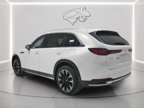 2024 Mazda CX-90 PHEV Premium Plus