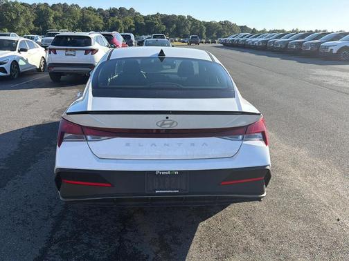 Serenity White Pearl 2026 Hyundai ELANTRA SEL Sport