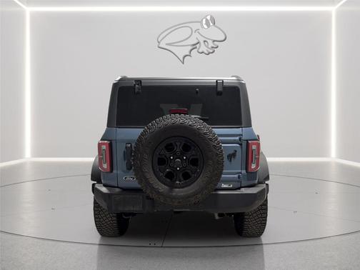 Azure Gray Metallic 2024 Ford Bronco Wildtrak