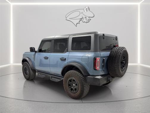 Azure Gray Metallic 2024 Ford Bronco Wildtrak