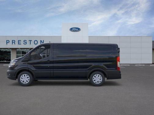 2025 Ford Transit-250 