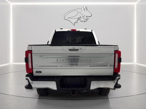 Oxford White 2023 Ford F-250 King Ranch