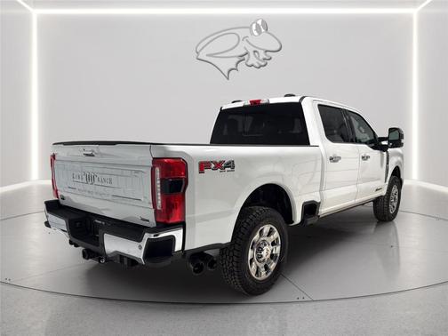 Oxford White 2023 Ford F-250 King Ranch