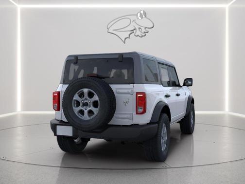 Oxford White 2026 Ford Bronco Big Bend
