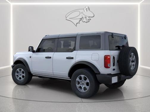 Oxford White 2026 Ford Bronco Big Bend