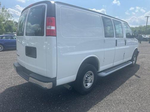 2022 Chevrolet Express 2500 Work Van