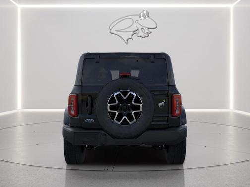 Shadow Black 2026 Ford Bronco Outer Banks