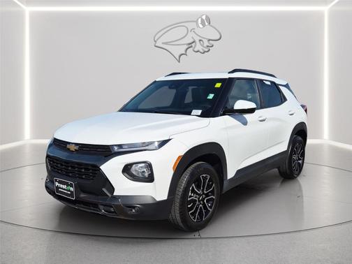Summit White 2023 Chevrolet Trailblazer ACTIV