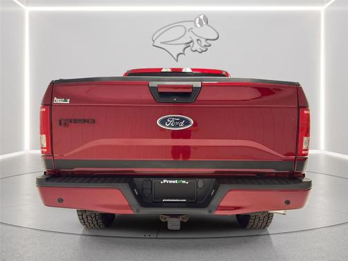 Ruby Red Metallic Tinted Clearcoat 2017 Ford F-150 XLT