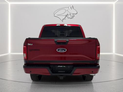 Ruby Red Metallic Tinted Clearcoat 2017 Ford F-150 XLT