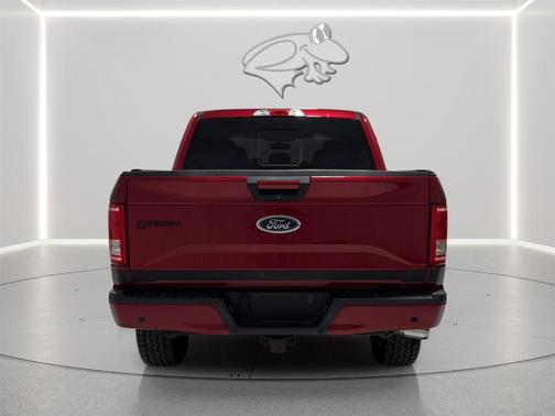 Ruby Red Metallic Tinted Clearcoat 2017 Ford F-150 XLT